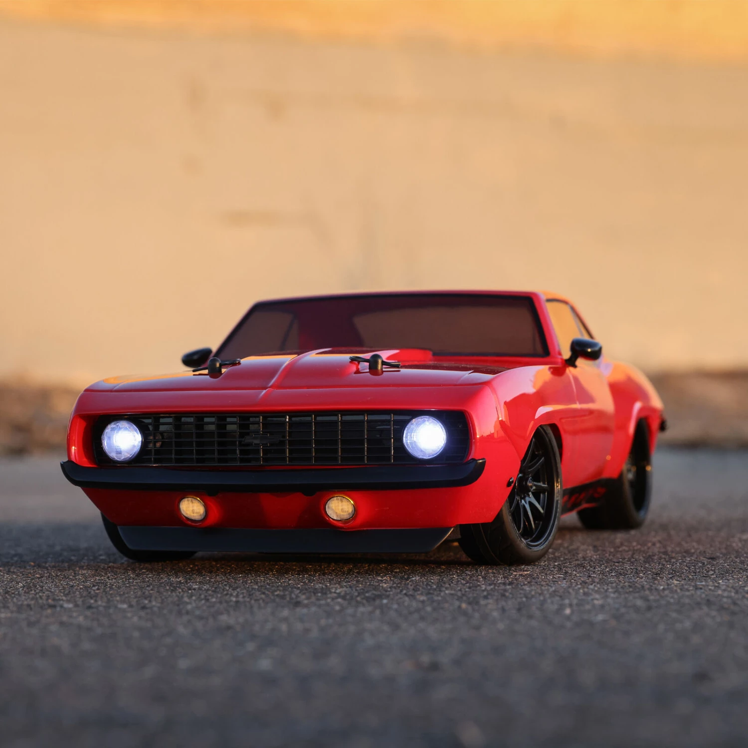 Losi 1/10 1969 Chevy Camaro V100 AWD Brushed RTR, Red 17 Losi 1/10 1969 Chevy Camaro V100 AWD Brushed RTR, Red - Image 15